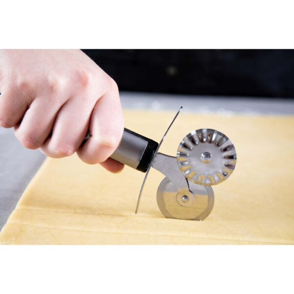 MasterClass Double Bladed Pastry and Pasta Wheel